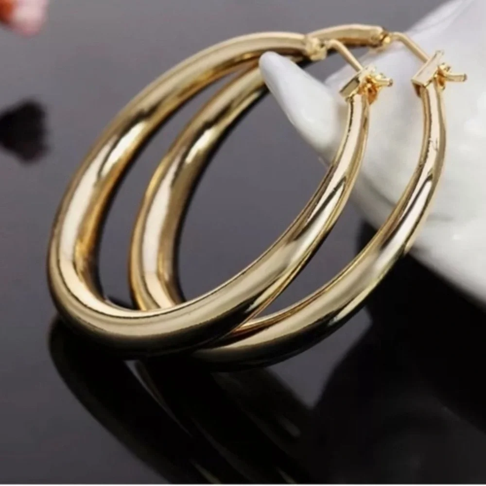 18k Yellow Gold Plated 1.5” Hoop Earrings Over Sterling Silver Brand New Earring